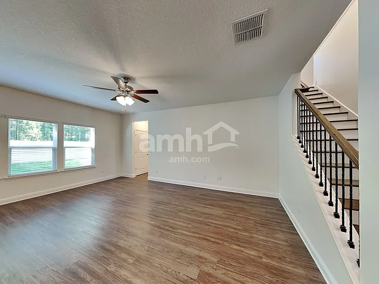 3150 Creek Village Ln — Photo 6
