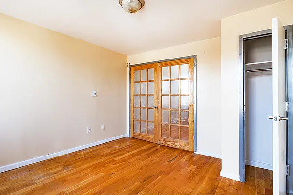 Rented by Brooklyn Group | media 11