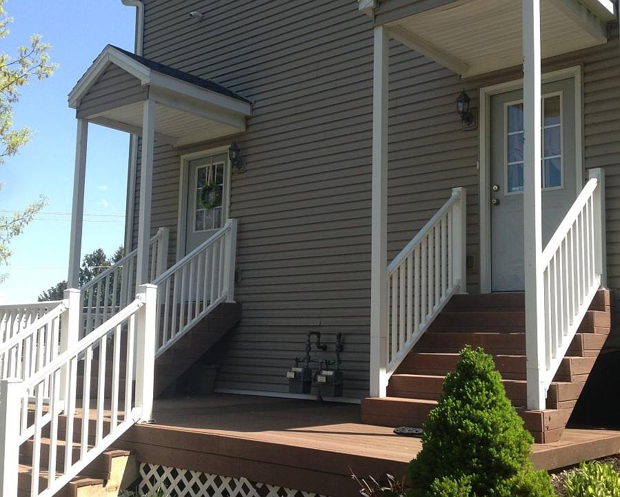 Left Entrance (2nd Floor Unit)