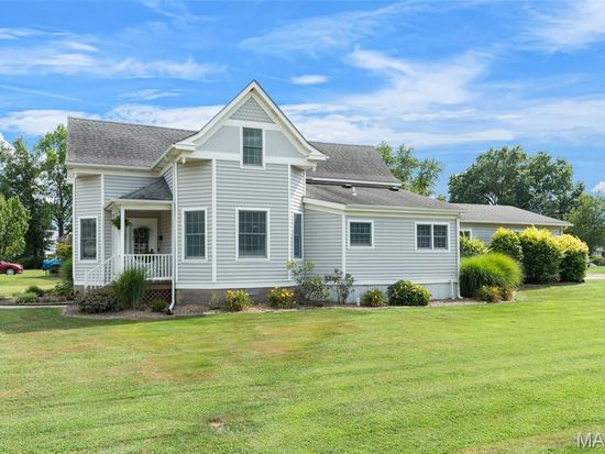 601 S 1st St, Owensville, MO 65066