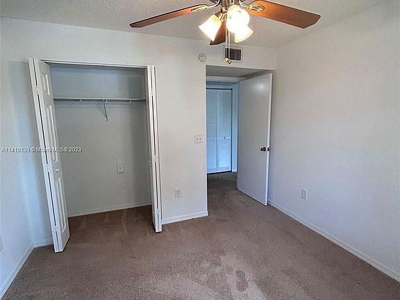 5th image of 1200 Crestwood Ct S APT 1208