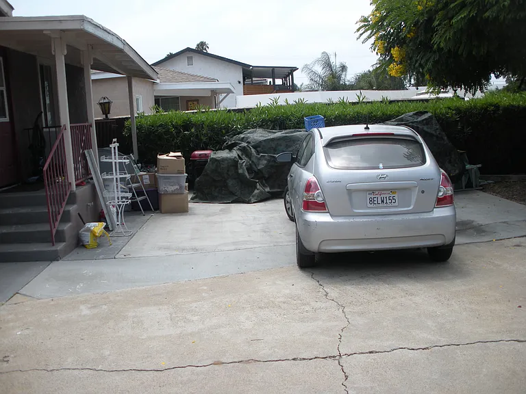 1136 Twin Oaks Ave — Photo 16