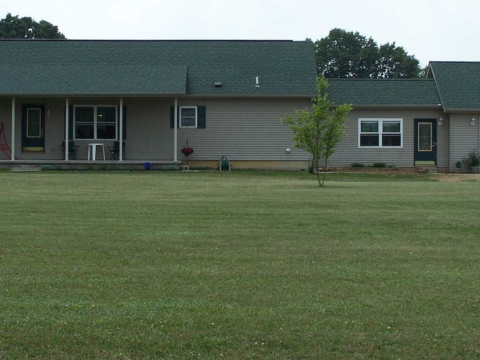 Ranch With 1900 Sq ft.