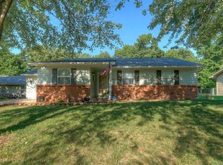 227 N Ozark Ave, Joplin, MO 64801