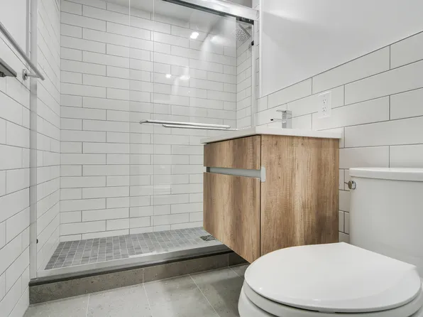 315 West 57th Street image 9 of 25