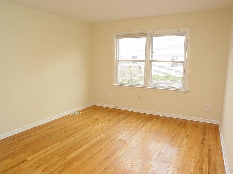 507 W Camplain Rd Manville, NJ, 08835 Apartments for Rent Zillow