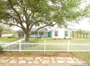 2950 Fm 1784, Pleasanton, TX 78064