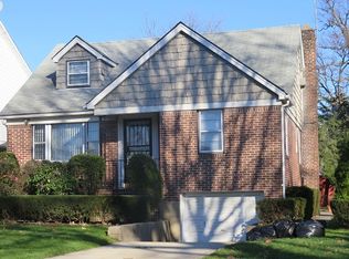 6451 212th St, Bayside, NY 11364
