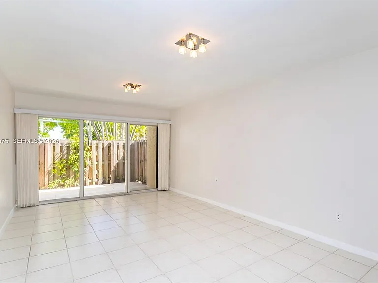 15389 S Dixie Hwy #25 — Photo 3