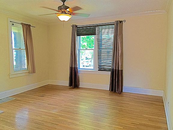 5th image of 996 Rose Ave E