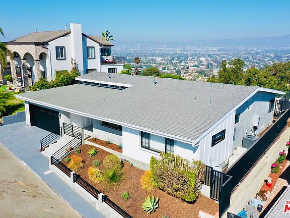 2nd image of 4019 Don Ibarra Pl
