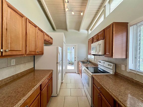5th image of 2969A Wood St #A