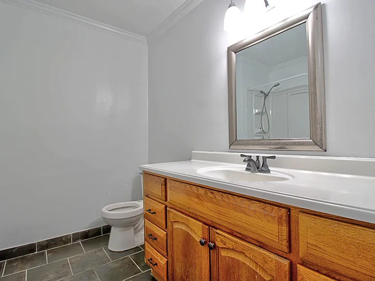 1062 Kelly Dr — Photo 19