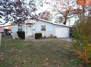 820 N Brown Ave, Springfield, MO 65802