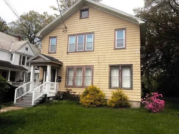 708 W Water St, Elmira, NY 14905