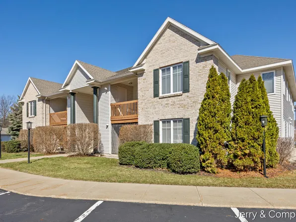 12265 S Crystal Waters Dr Unit 2, Holland, MI 49424