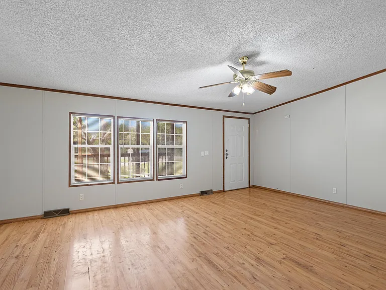 24609 Sheep Hollow Trl — Photo 6