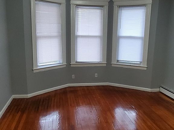 3rd image of 356 S 1st Ave APT 1