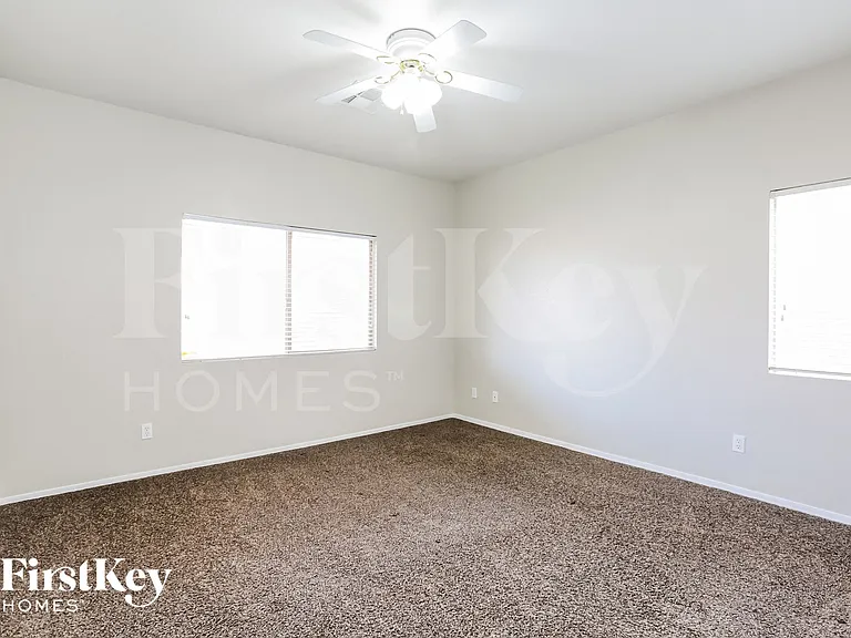 5898 Swan Point Pl — Photo 8
