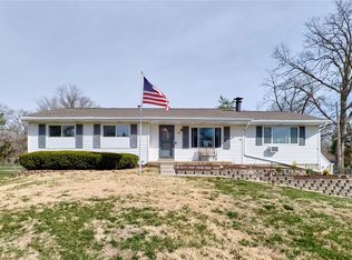 1325 Marsh Ave, Ballwin, MO 63011