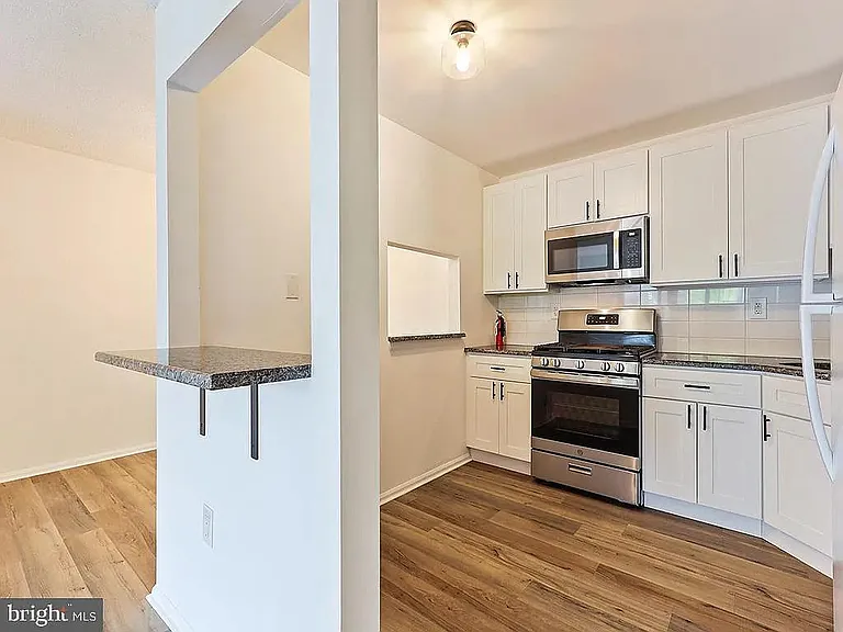 New stainless steel appliance