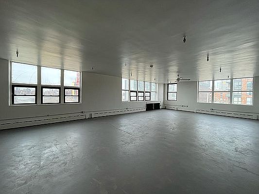 2nd image of 79 Quay St #3N