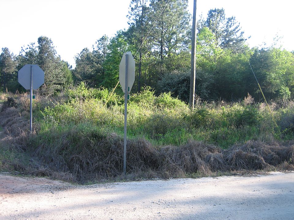 2nd image of 63 Mount Zion Rd