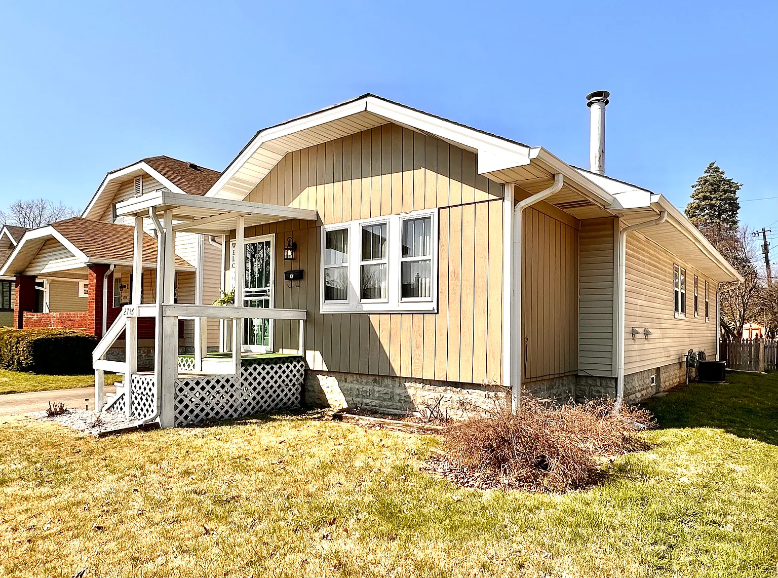 2716 Allen Ave photo 1