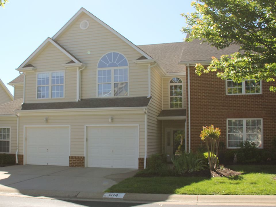 1st image of 614 Hazeltine Ct #B
