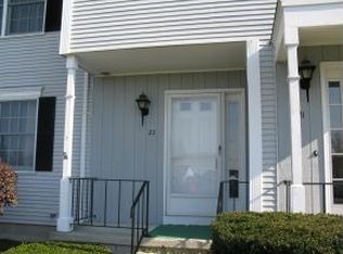 22 Twin Cir, Middlebury, VT 05753