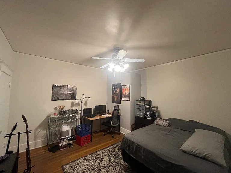 845 University St — Photo 12