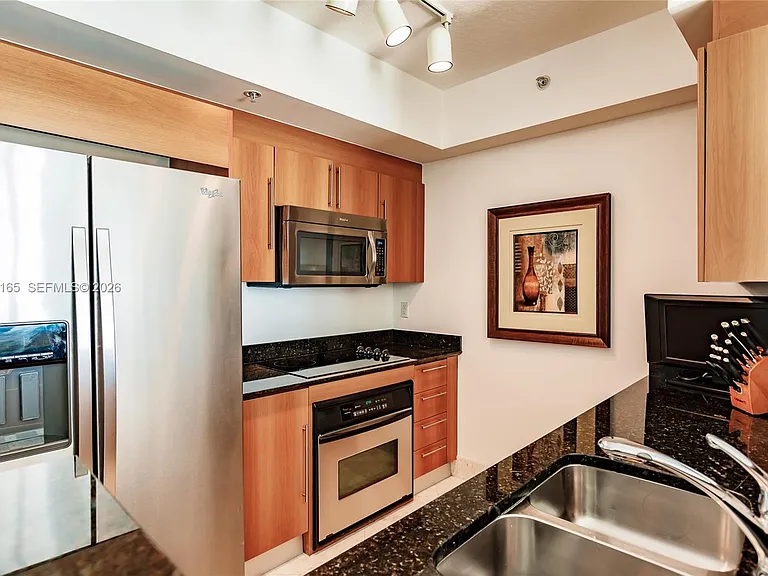 325 Biscayne Blvd #3617 — Photo 6