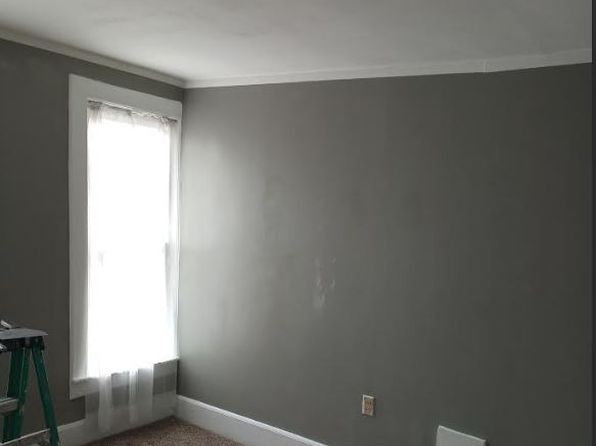 29 W Lansing St #1