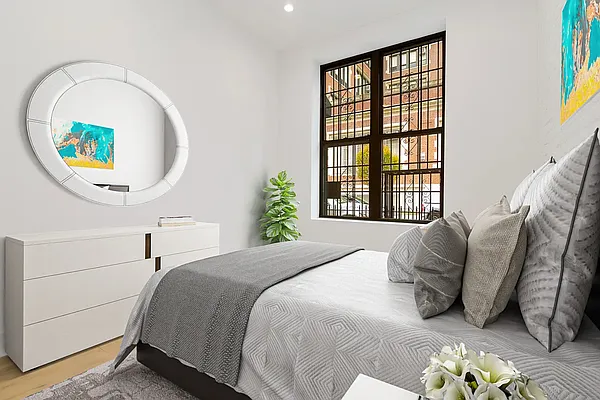 Rented by REAL New York | media 17