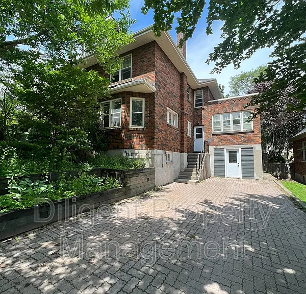 642 Bolivar St #UPPER EAST — Photo 35
