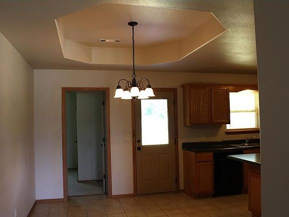 4th image of 12508 Meadow Oaks Ln