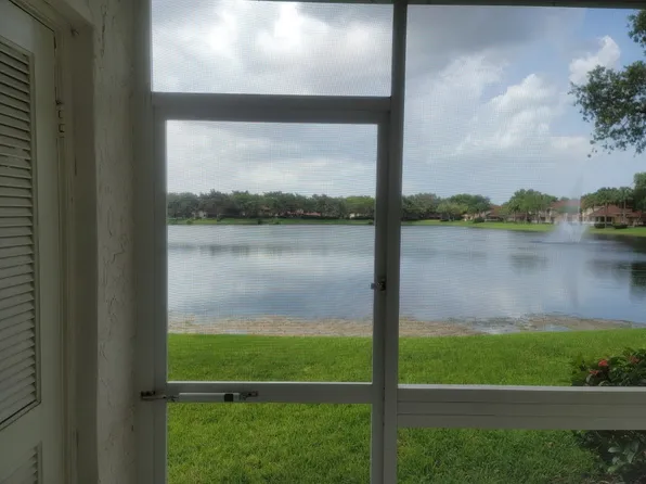 852 NW 92nd Ave, Fort Lauderdale, FL