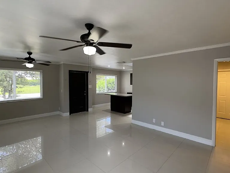 3603 William St — Photo 7