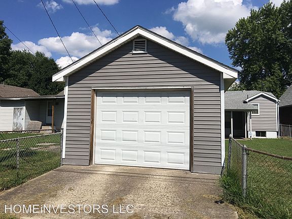 4th image of 2805 Buxton Ave