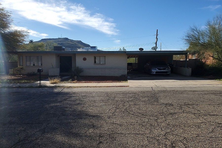 1st image of 2045 W Calle Del Reposo