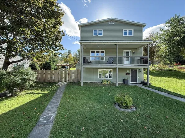 129 Country Road, Corner Brook, NL A2H-4M5