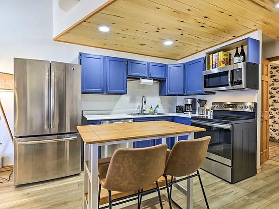 2nd image of 675 Wapiti Dr #18-C