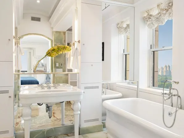 35 East 76th Street image 17 of 22