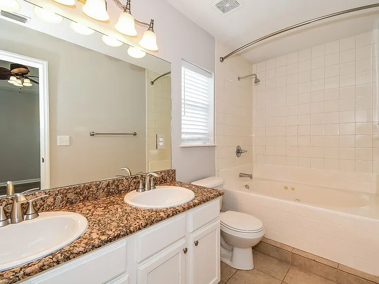 2139 Fresco Dr — Photo 16