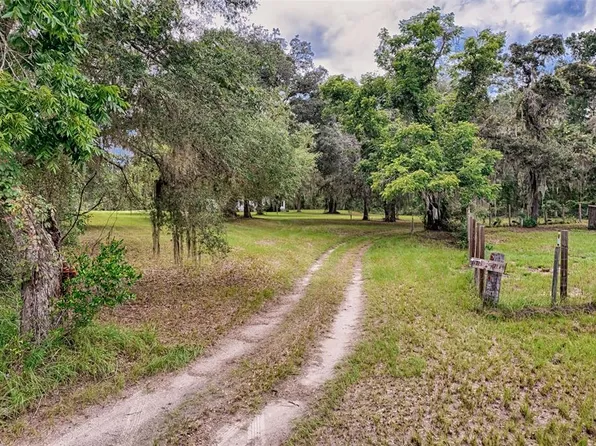 4214 SW 290th St, Newberry, FL 32669