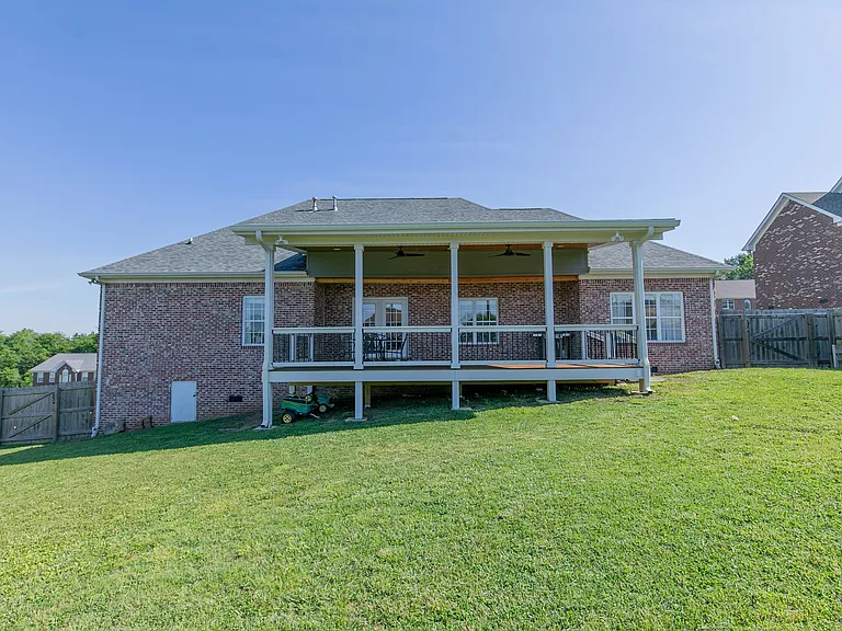 122 Buckhaven Dr — Photo 49