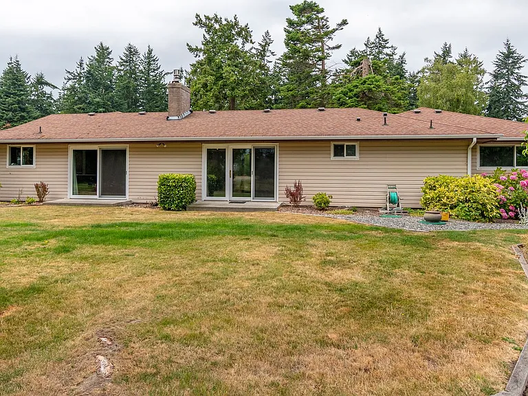 2156 Fairway Ln — Photo 20