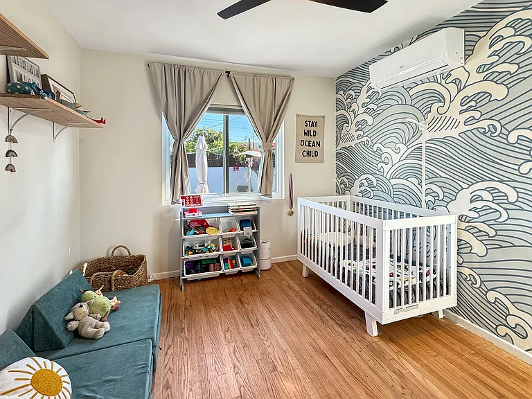 2052 Santa Fe Ave — Photo 17