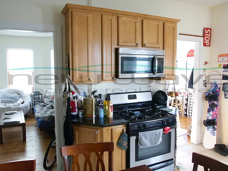 64 Fisher Ave #2 — Photo 7