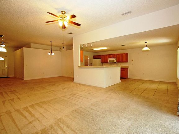 5th image of 8056 Longleaf Forest Ct
